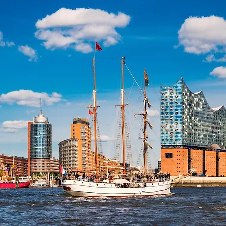 Holiday Inn - The Niu, Clink Hamburg Barmbek By Ihg