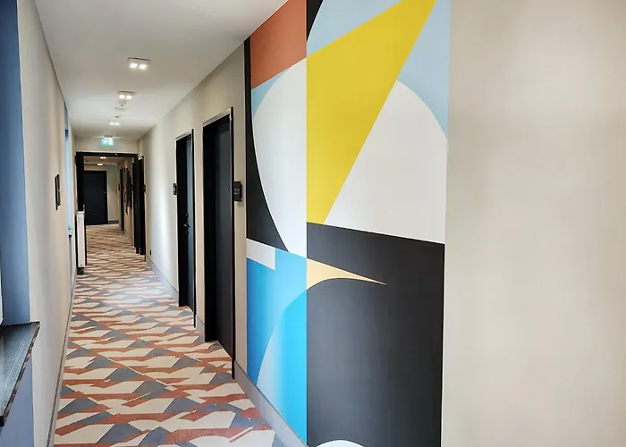 Hotel - The Niu, Clink Barmbek By Ihg Hamburg