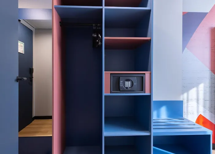 Hotel - The Niu, Clink Barmbek By Ihg 3*