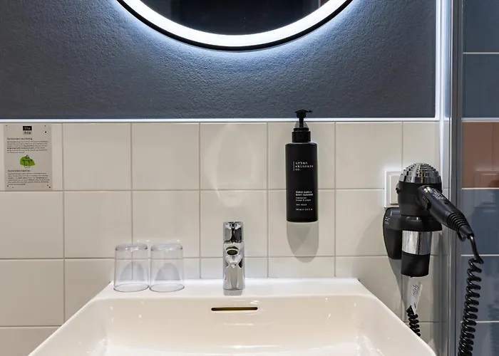 - The Niu, Clink Barmbek By Ihg Hotel Hamburg