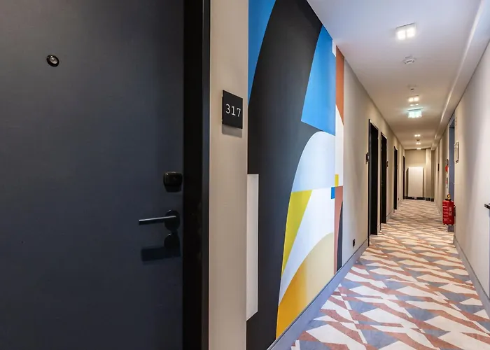- The Niu, Clink Barmbek By Ihg Hamburg