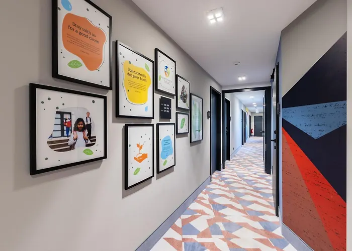 Hotel - The Niu, Clink Barmbek By Ihg Hamburg